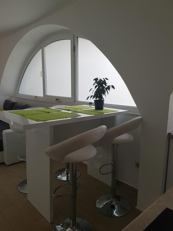 Apartments Maksim&Timon Krk Town Bagian luar foto